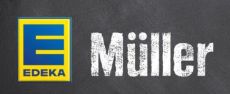 Gelb-blaues EDEKA Logo mit weißem Schriftzug Müller auf grauem Hintergrund
